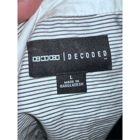Very nice Decoded Men’s “LIVE FREE” Long Sleeve black & White striped button up - Picture 11 of 12